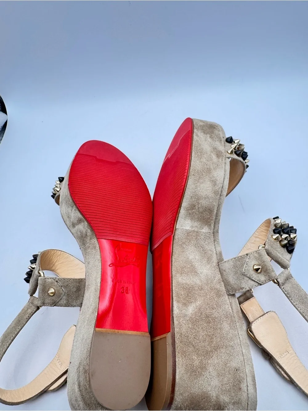 Christian Louboutin Bikee Deck 60 Studded Suede Wedge Sandals Grege 38